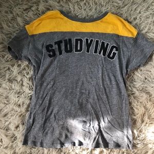 vs pink graphic tee shirt